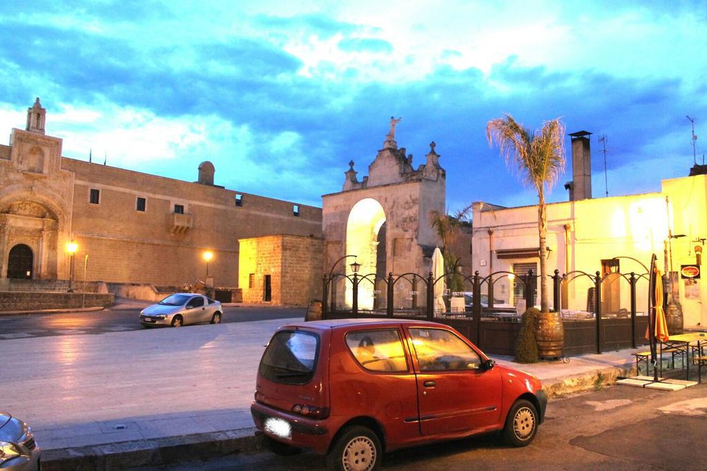 Отель La Casa Al Castello Копертино Экстерьер фото