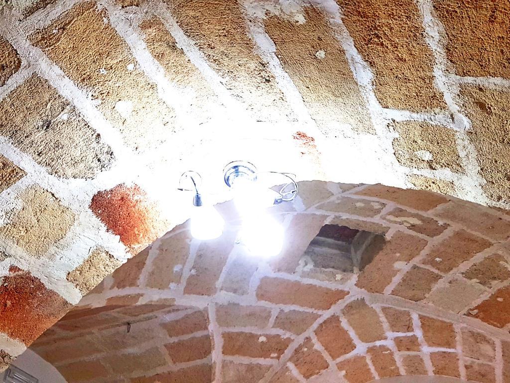 Отель La Casa Al Castello Копертино Экстерьер фото